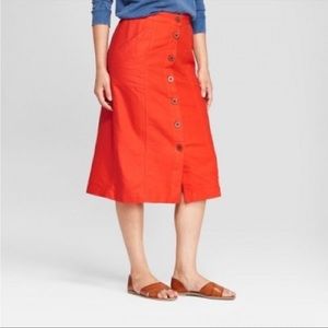 Linen Blend Button-Down Midi Skirt in Poppy